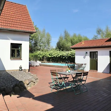 Daenholm - Alte Schule Barlin Dargun